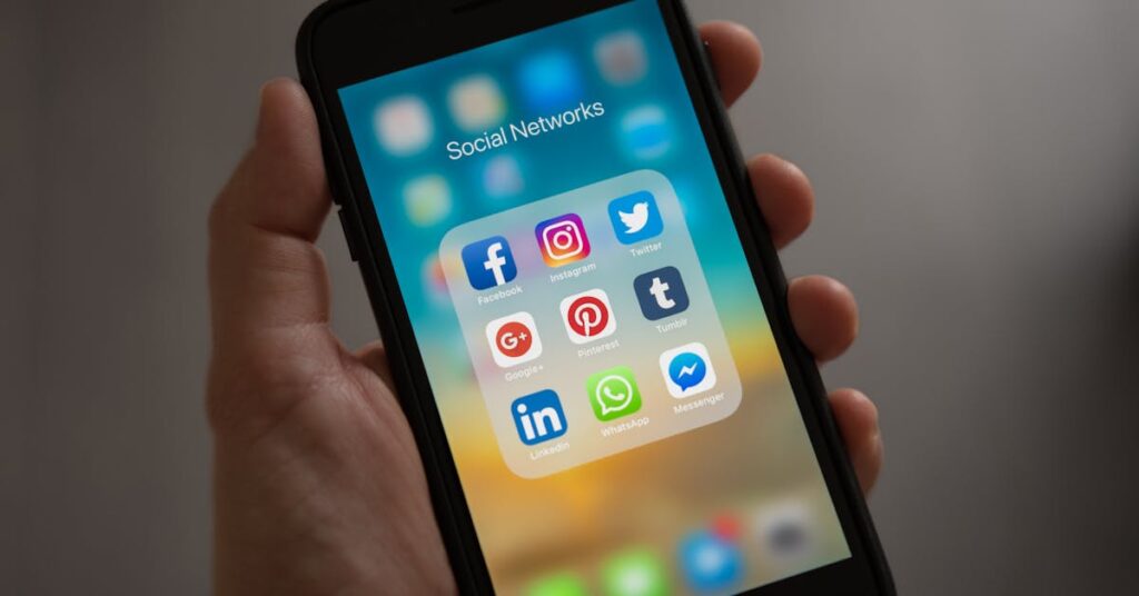 Anúncios em redes sociais Facebook e Instagram